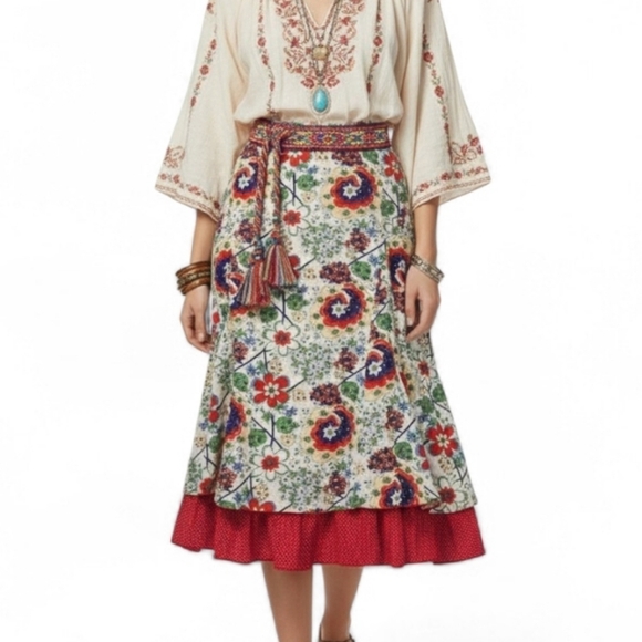 Final Touch Dresses & Skirts - Vintage Final Touch Floral & Polka Dot Midi Skirt